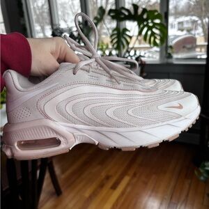 Nike Air Max Women's Blush Pink Sneakers